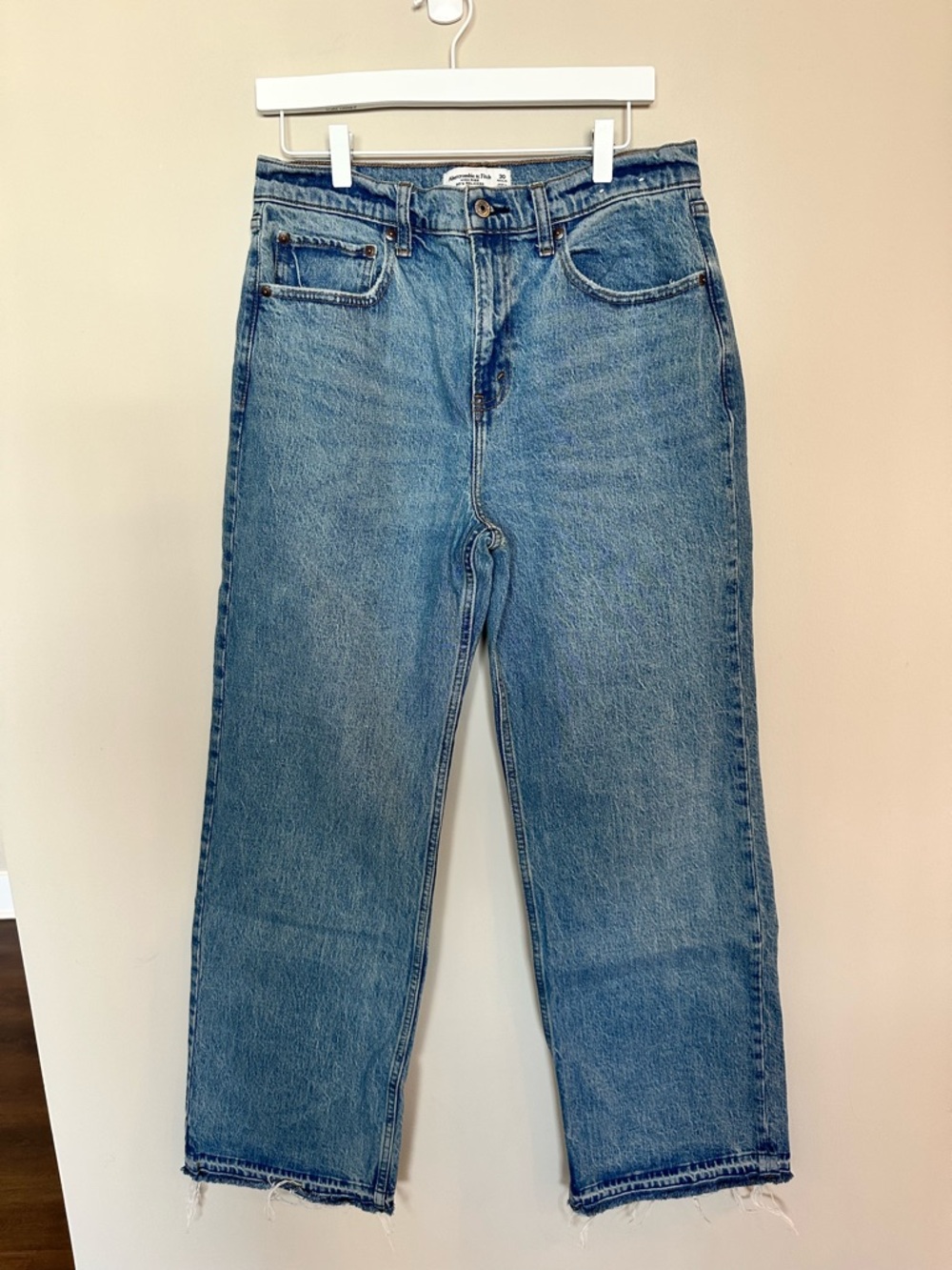 Abercrombie & Fitch Light Blue High-Rise Relaxed Jeans